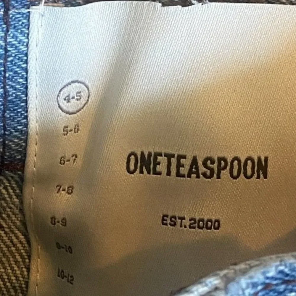 Girl's One Teaspoon‎ Mini Skirt Size 4-5